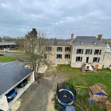 Petit Gite Avec Terrasse Thouarce Экстерьер фото