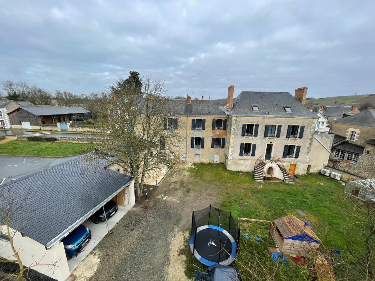 Petit Gite Avec Terrasse Thouarce Экстерьер фото